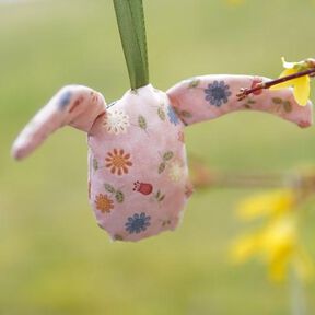 Osterdeko Huhn Hase Hahn Blume und Ei nähen